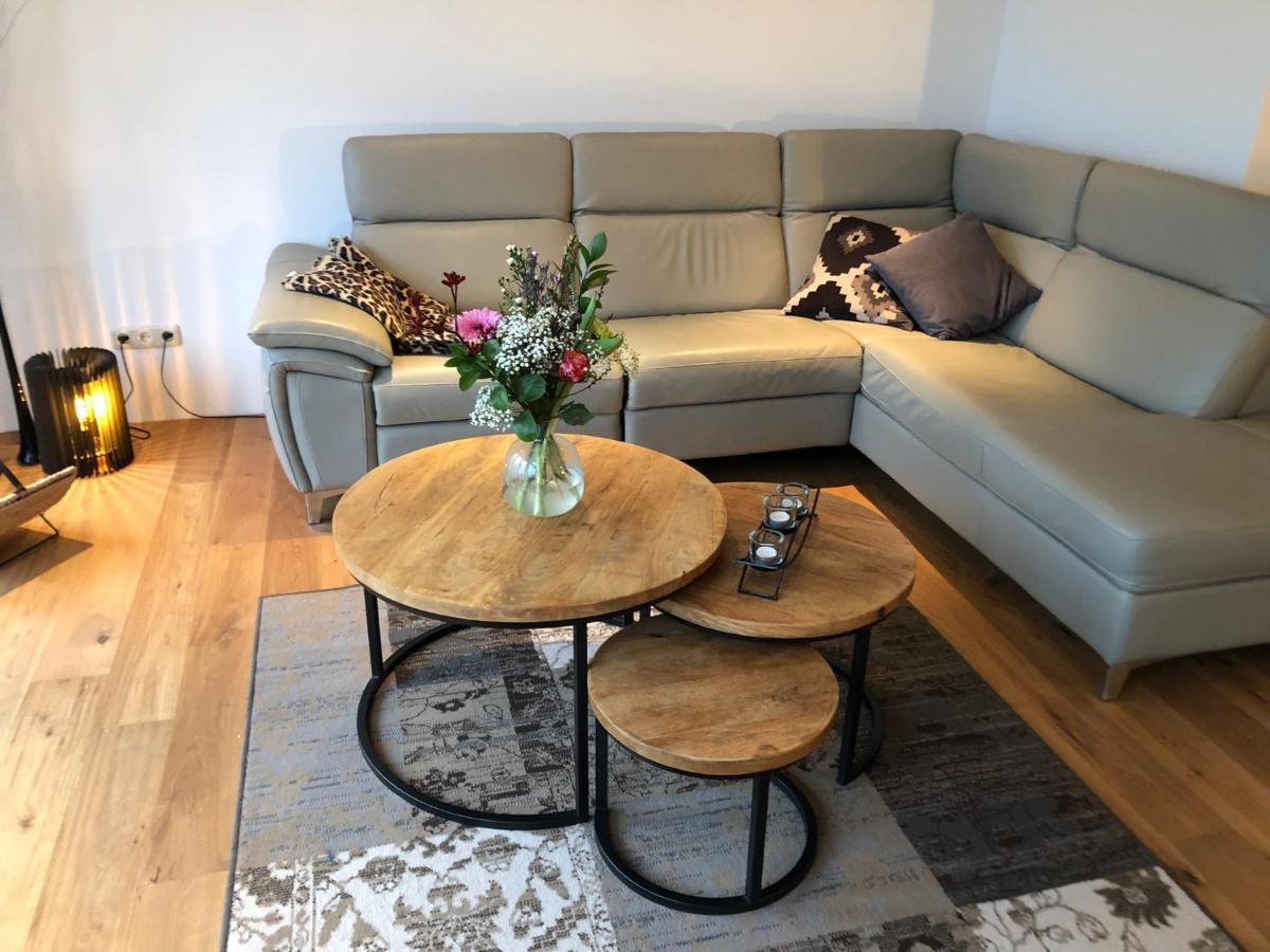 Guesthouse Bednboot Met Terras Aan Het Water Rijpwetering Exterior photo